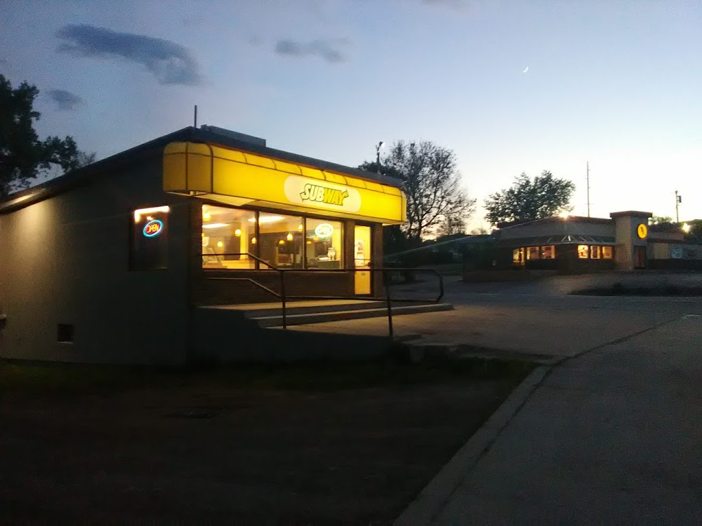 Taco Johns | restaurant | 1401 Mill St, Belle Fourche, SD 57717, USA | 6058926436 OR +1 605-892-6436