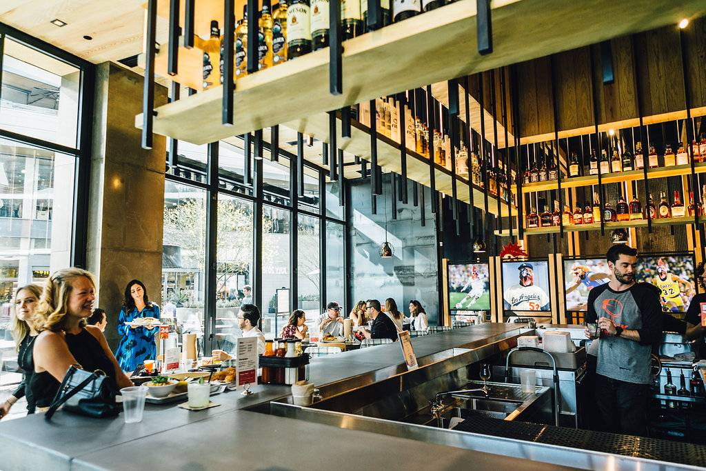 The Crack Shack - Century City | restaurant | 10250 CA-2, Los Angeles, CA 90067, USA | 4243200046 OR +1 424-320-0046