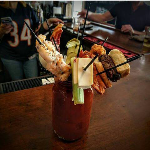 Main Street PourHouse | restaurant | 214 Main St, Woodstock, IL 60098, USA | 8155277210 OR +1 815-527-7210