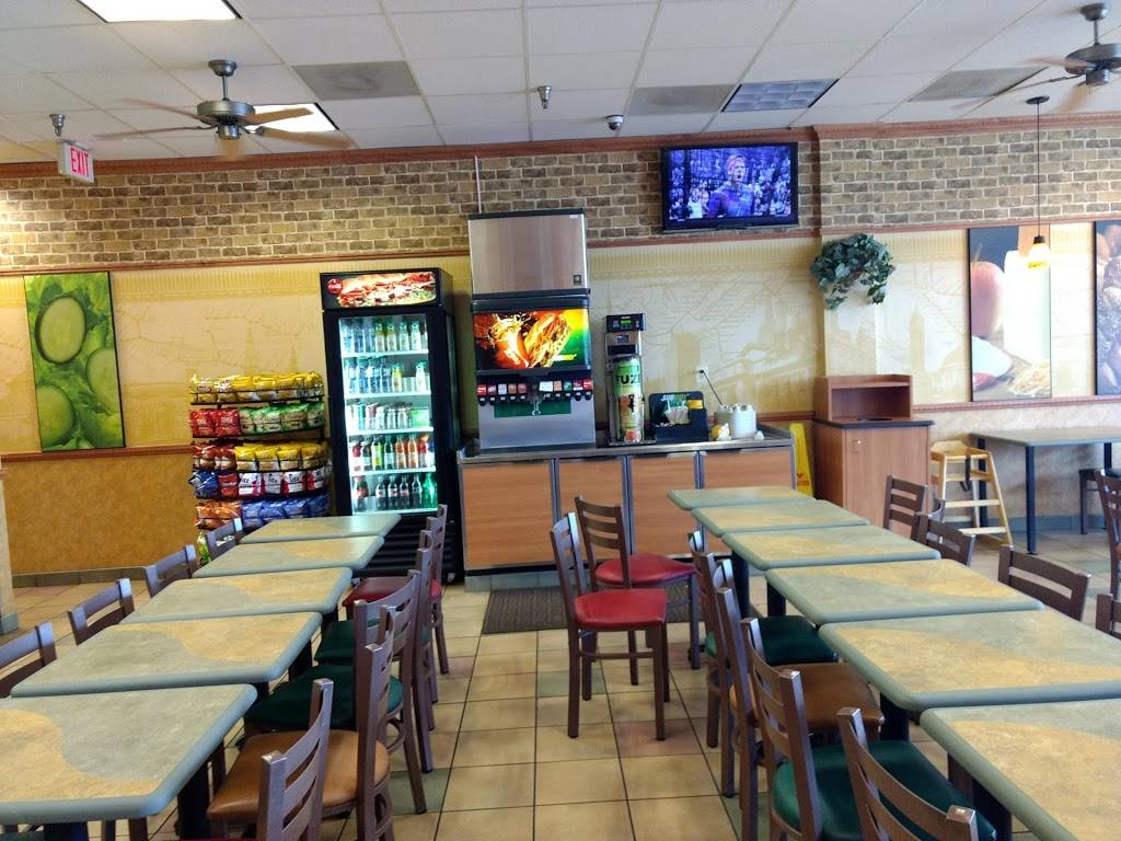 Subway Restaurants | restaurant | 14159 St Germain Dr, Centreville, VA 20121, USA | 7038155454 OR +1 703-815-5454