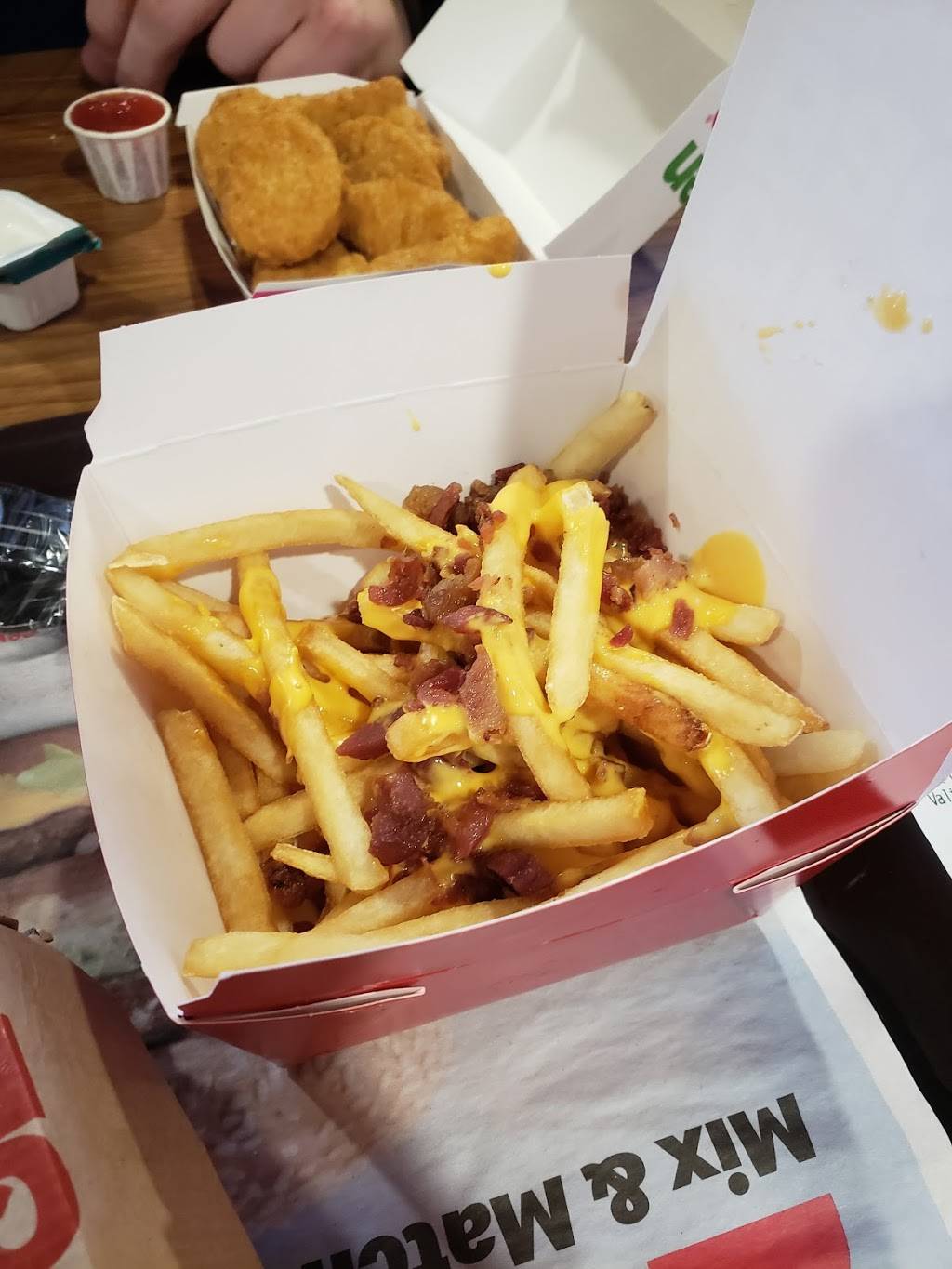 McDonalds | cafe | 4310 Stadium Dr, Kalamazoo, MI 49008, USA | 2693723028 OR +1 269-372-3028