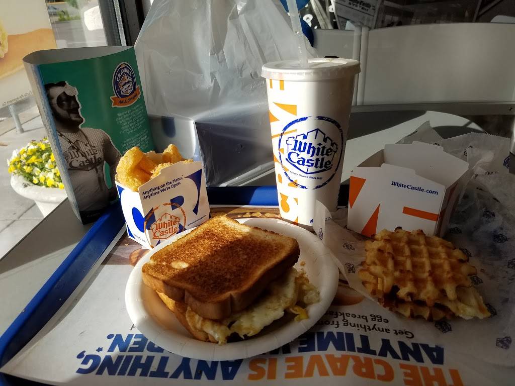 White Castle | restaurant | 9480 Dunkirk Ln N, Maple Grove, MN 55311, USA | 7634169714 OR +1 763-416-9714