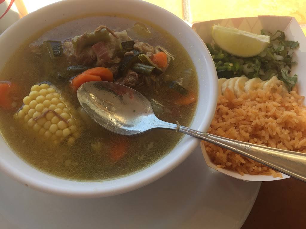 Martitas Kitchen | restaurant | 2560 Marin St, San Francisco, CA 94124, USA | 4152821103 OR +1 415-282-1103