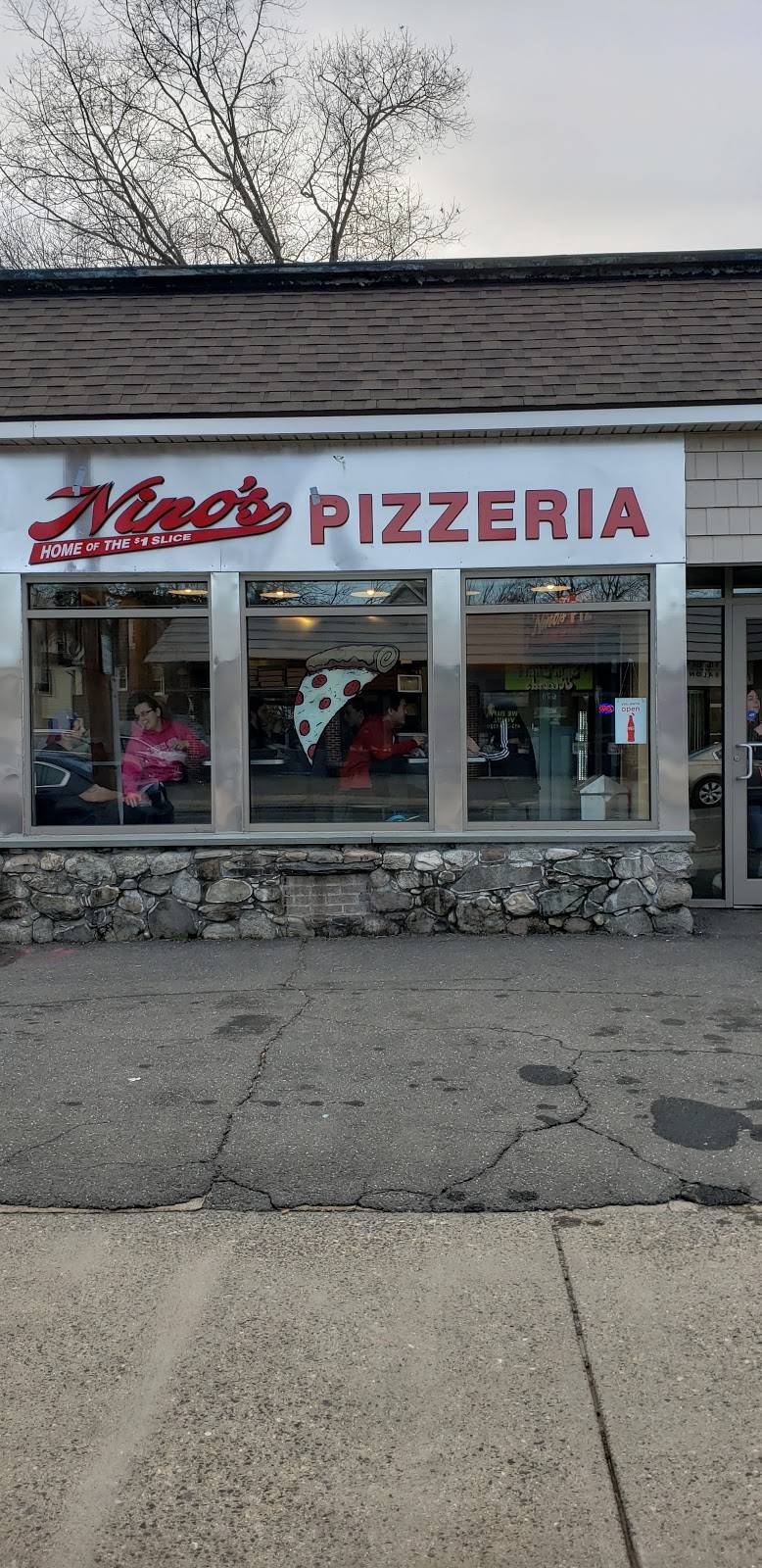 Ninos Pizzeria | restaurant | 672 Dickinson St, Springfield, MA 01108, USA | 4132858408 OR +1 413-285-8408