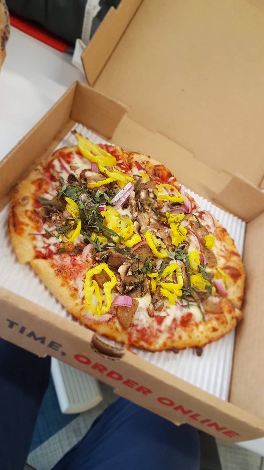 Uncle Maddios Pizza | restaurant | 101 S Tryon St #8, Charlotte, NC 28280, USA | 7047339800 OR +1 704-733-9800