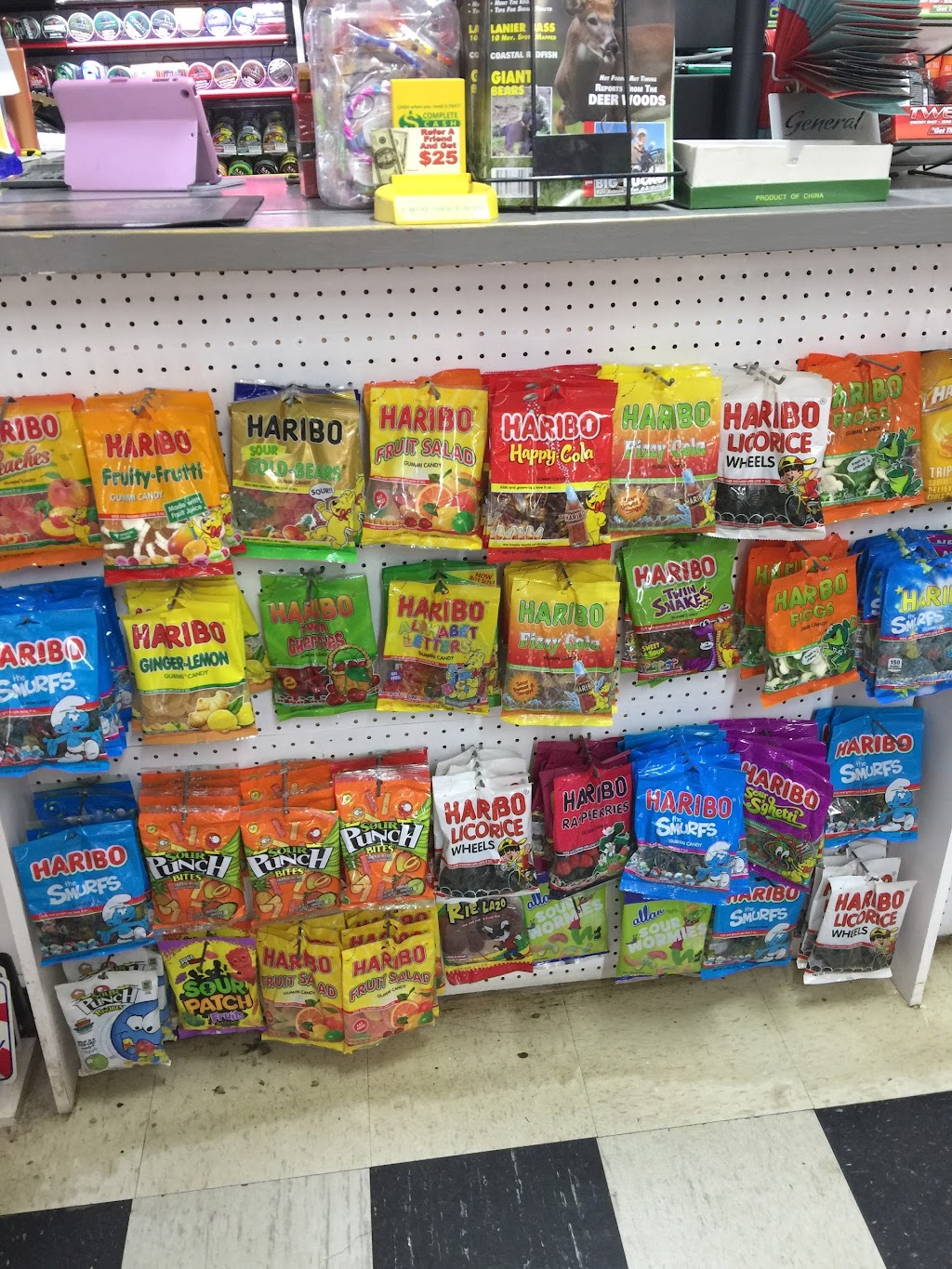 Dentons Groceries & Grill | restaurant | 1500 US-76, Hiawassee, GA 30546, USA | 7068964313 OR +1 706-896-4313