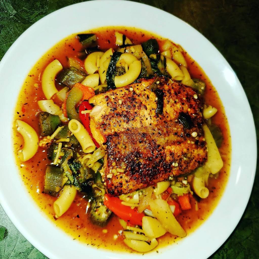 Island Paradise Takeout | restaurant | Memphis, TN 38122, USA | 9016436910 OR +1 901-643-6910