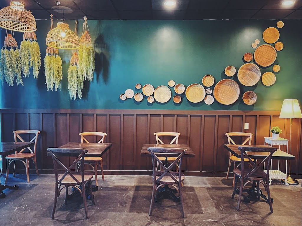 Mali Thai Sushi | restaurant | 8738 Baymeadows Rd E #103, Jacksonville, FL 32256, USA | 9045862749 OR +1 904-586-2749