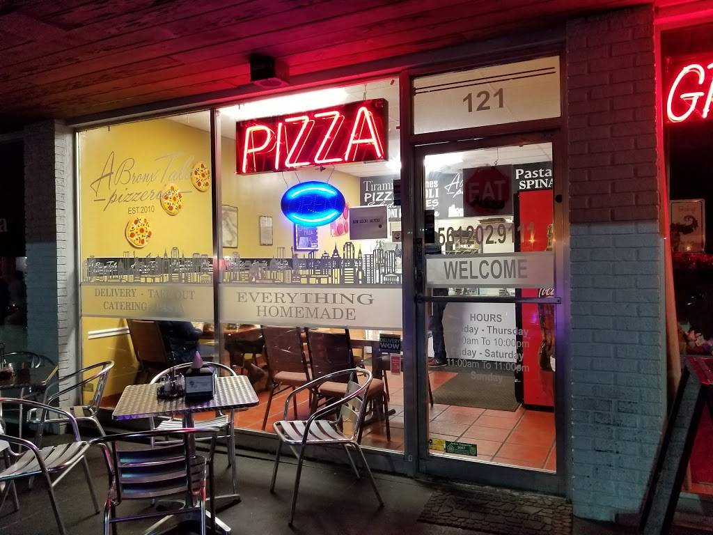 A Bronx Tale Pizzeria | restaurant | 121 S 3rd St, Lantana, FL 33462, USA | 5612029111 OR +1 561-202-9111