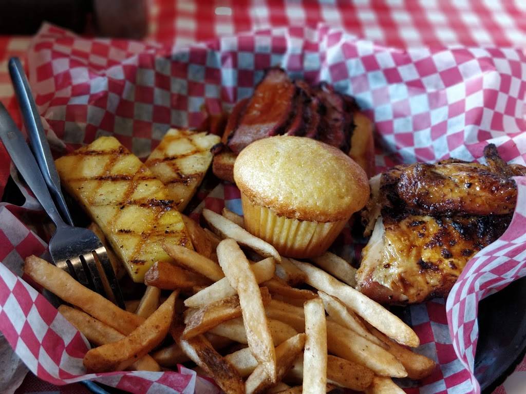 Famous Daves Bar-B-Que | restaurant | 36601 Warren Rd, Westland, MI 48185, USA | 7345951000 OR +1 734-595-1000