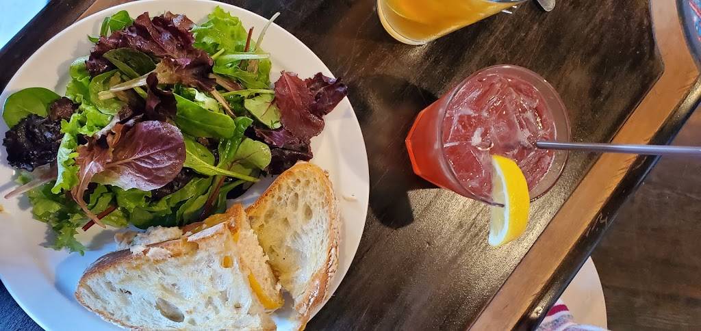 Emerald Line | restaurant | 1800 NW 16th Ave, Portland, OR 97209, USA | 5032416559 OR +1 503-241-6559