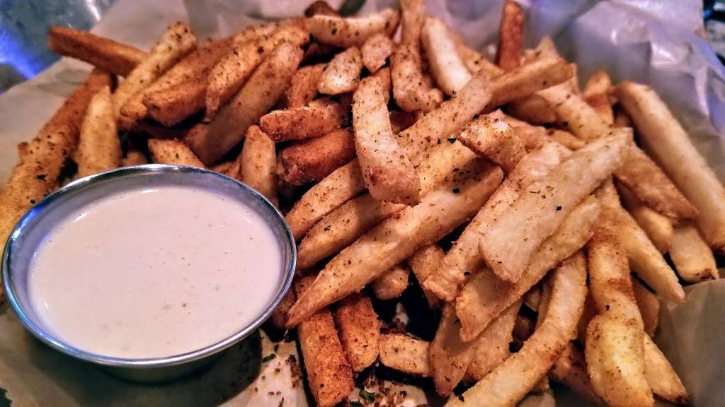 Lazy Dog Restaurant & Bar | restaurant | 16310 Beach Blvd, Westminster, CA 92683, USA | 7145001140 OR +1 714-500-1140