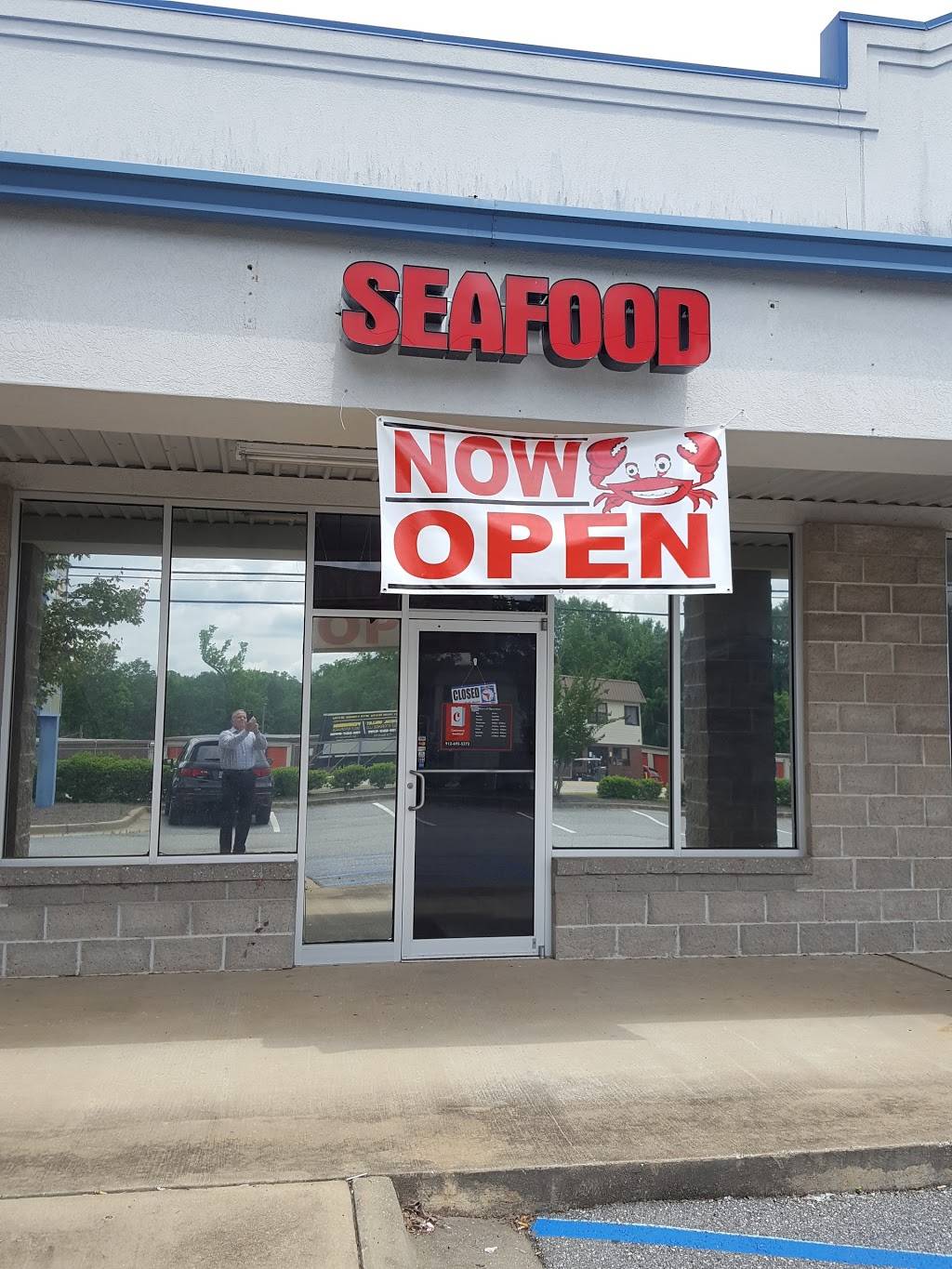 Castaway Seafood | meal takeaway | 6125 Macon Rd Suite J, Columbus, GA 31907, USA | 9126955372 OR +1 912-695-5372