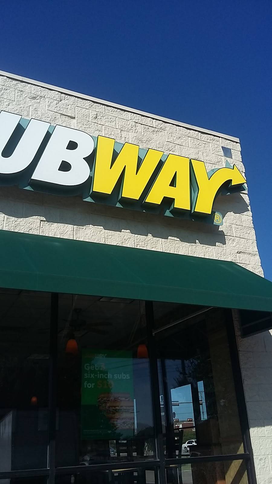 Subway Restaurants | restaurant | 1240 W Belt Line Rd E, DeSoto, TX 75115, USA | 9722304250 OR +1 972-230-4250