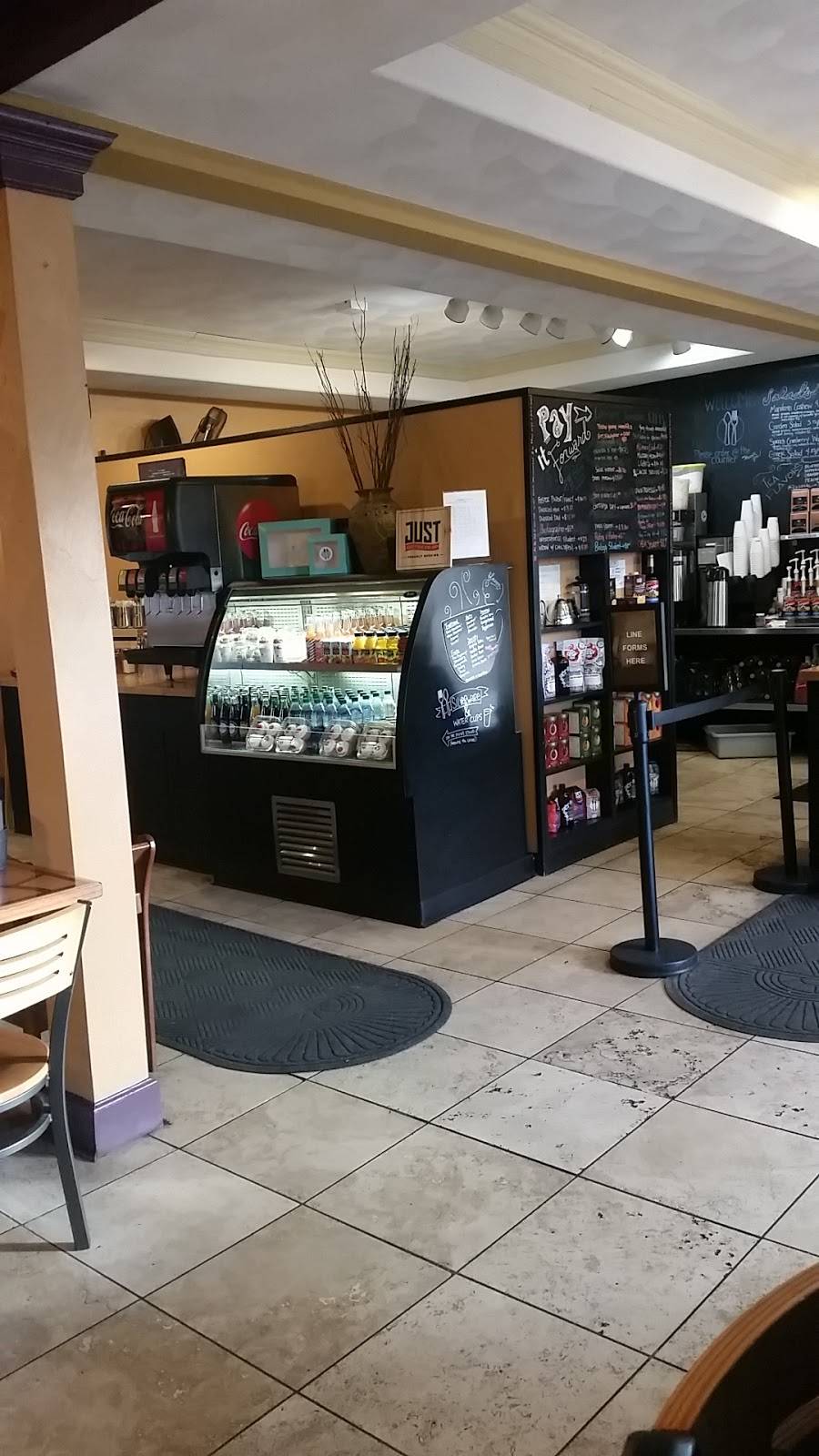 The SweetSpot Cafe | cafe | 226 W Whitewater St, Whitewater, WI 53190, USA | 2624735080 OR +1 262-473-5080