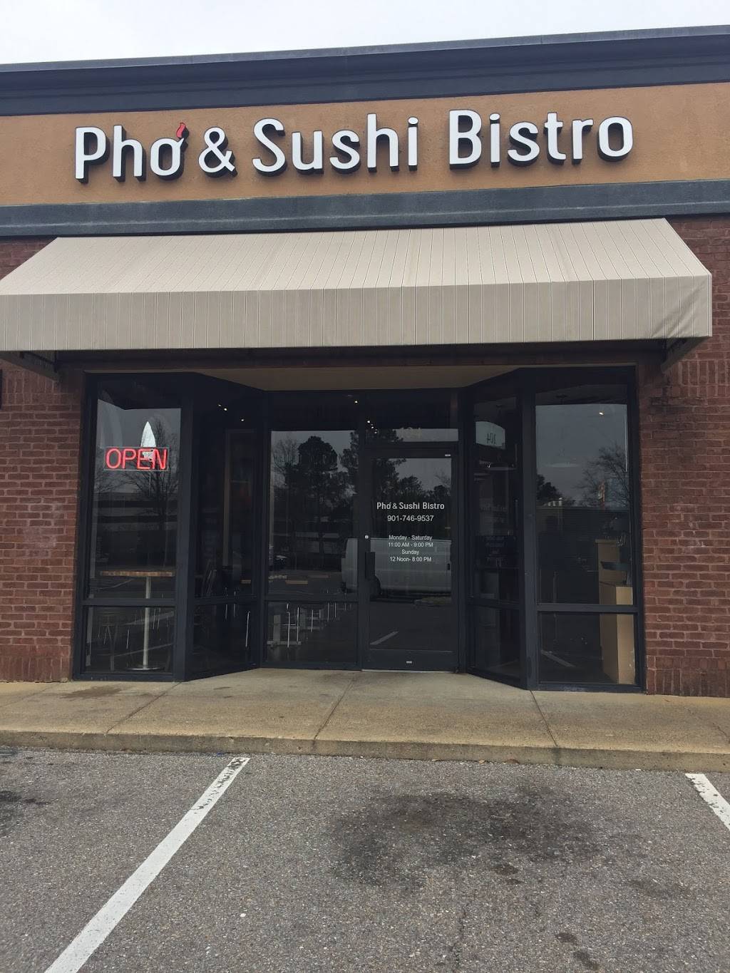 Pho & Sushi Bistro | restaurant | 1315 Ridgeway Rd Suite 104, Memphis, TN 38119, USA | 9017469537 OR +1 901-746-9537