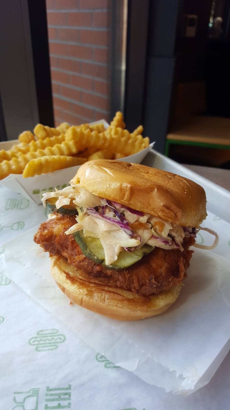 Shake Shack | restaurant | 1400 14th St NW, Washington, DC 20005, USA | 2026020493 OR +1 202-602-0493