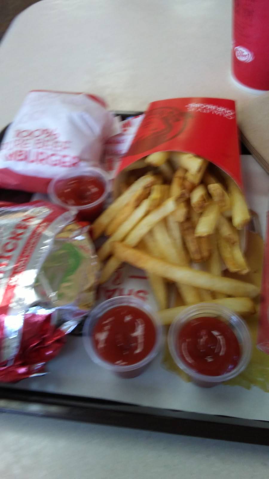 Wendys | restaurant | 2060 Castaic Ln, Knoxville, TN 37932, USA | 8655319910 OR +1 865-531-9910