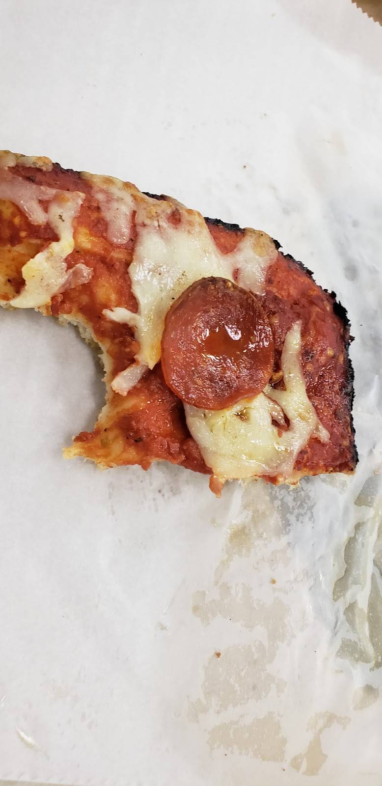 Twins Pizza | restaurant | 1000 Mineral Spring Ave, North Providence, RI 02904, USA | 4017260549 OR +1 401-726-0549