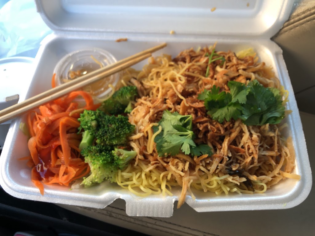 Banh Mi Cali | restaurant | 900 Arch St, Philadelphia, PA 19107, USA | 2159221132 OR +1 215-922-1132