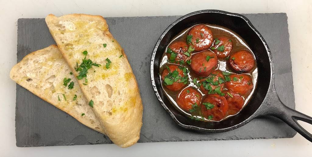 Pan Y Vino | restaurant | 704 E Balboa Blvd, Newport Beach, CA 92661, USA | 9492209993 OR +1 949-220-9993