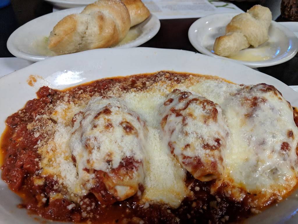 Lucas Italian Restaurant | restaurant | 1339 Blanding Blvd, Orange Park, FL 32065, USA | 9043759191 OR +1 904-375-9191
