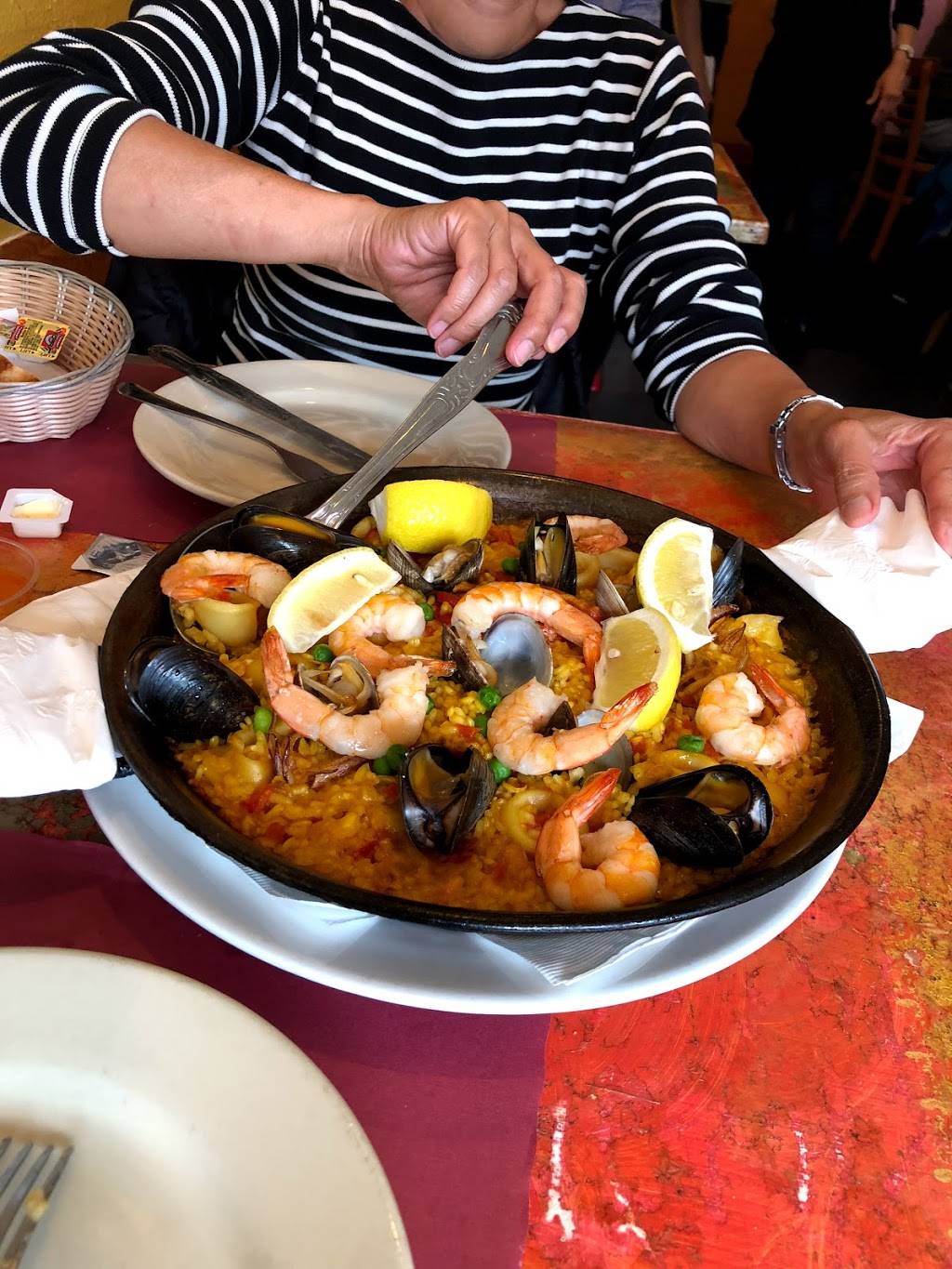 Esperpento Restaurant | restaurant | 3295 22nd St, San Francisco, CA 94110, USA | 4152828867 OR +1 415-282-8867