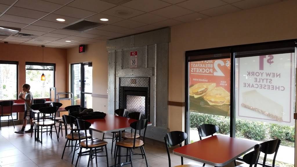 Jack in the Box | restaurant | 11102 Brimhall Rd, Bakersfield, CA 93312, USA | 6615895810 OR +1 661-589-5810