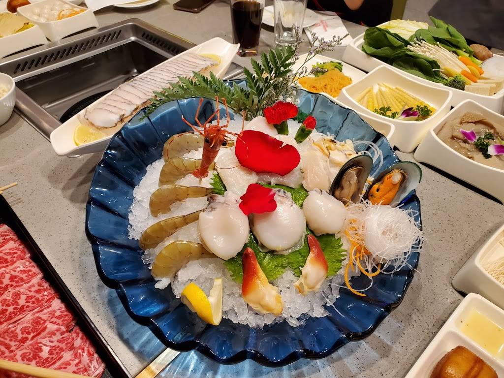 Haidilao Hotpot | restaurant | 138-23 39th Ave, Queens, NY 11354, USA | 9172318888 OR +1 917-231-8888