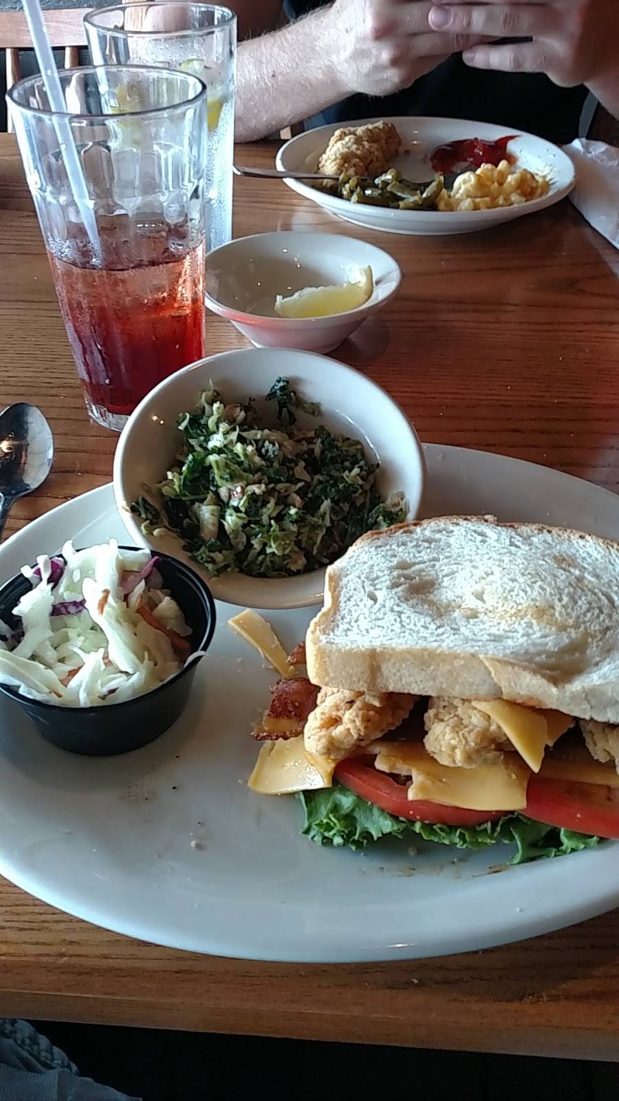 Cracker Barrel Old Country Store | restaurant | 40 Frontage Rd, Lafayette, IN 47905, USA | 7654479544 OR +1 765-447-9544