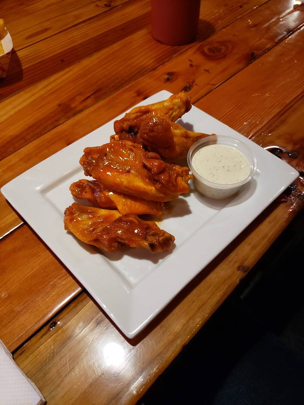 The Dog House | restaurant | 4111 N Viking Way, Long Beach, CA 90808, USA | 5629824081 OR +1 562-982-4081