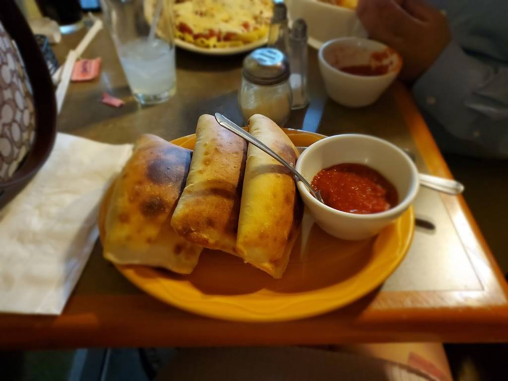 Monteleones Ristorante | restaurant | 3023 Gateway Blvd W, El Paso, TX 79903, USA | 9155664320 OR +1 915-566-4320