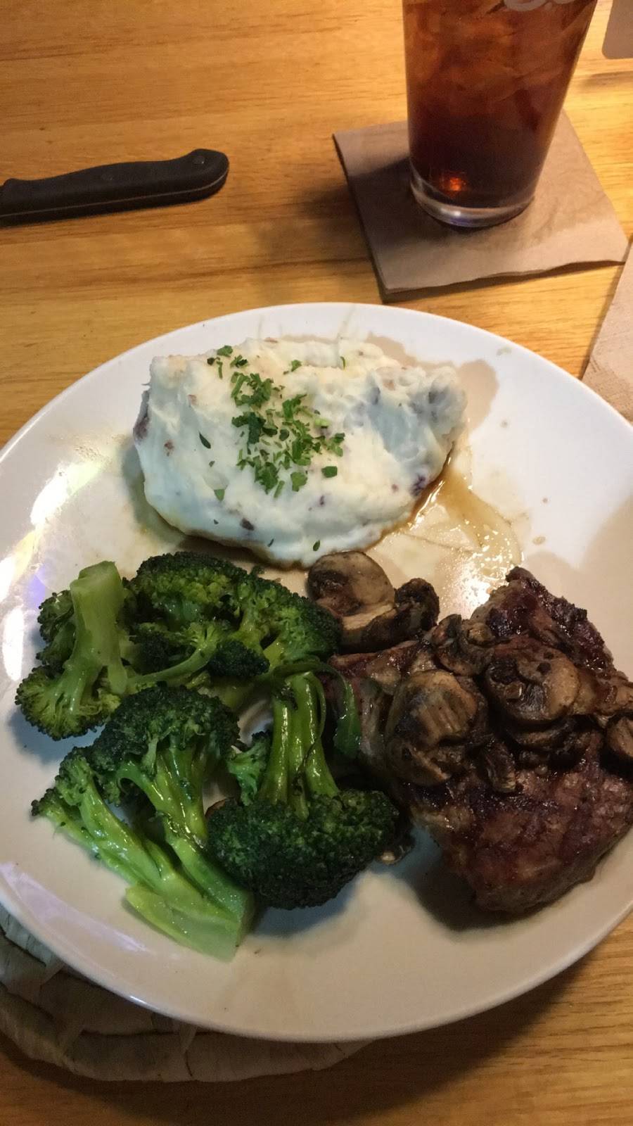 Applebees Grill + Bar | restaurant | 15240 Dellwood Dr, Baxter, MN 56425, USA | 2188331400 OR +1 218-833-1400