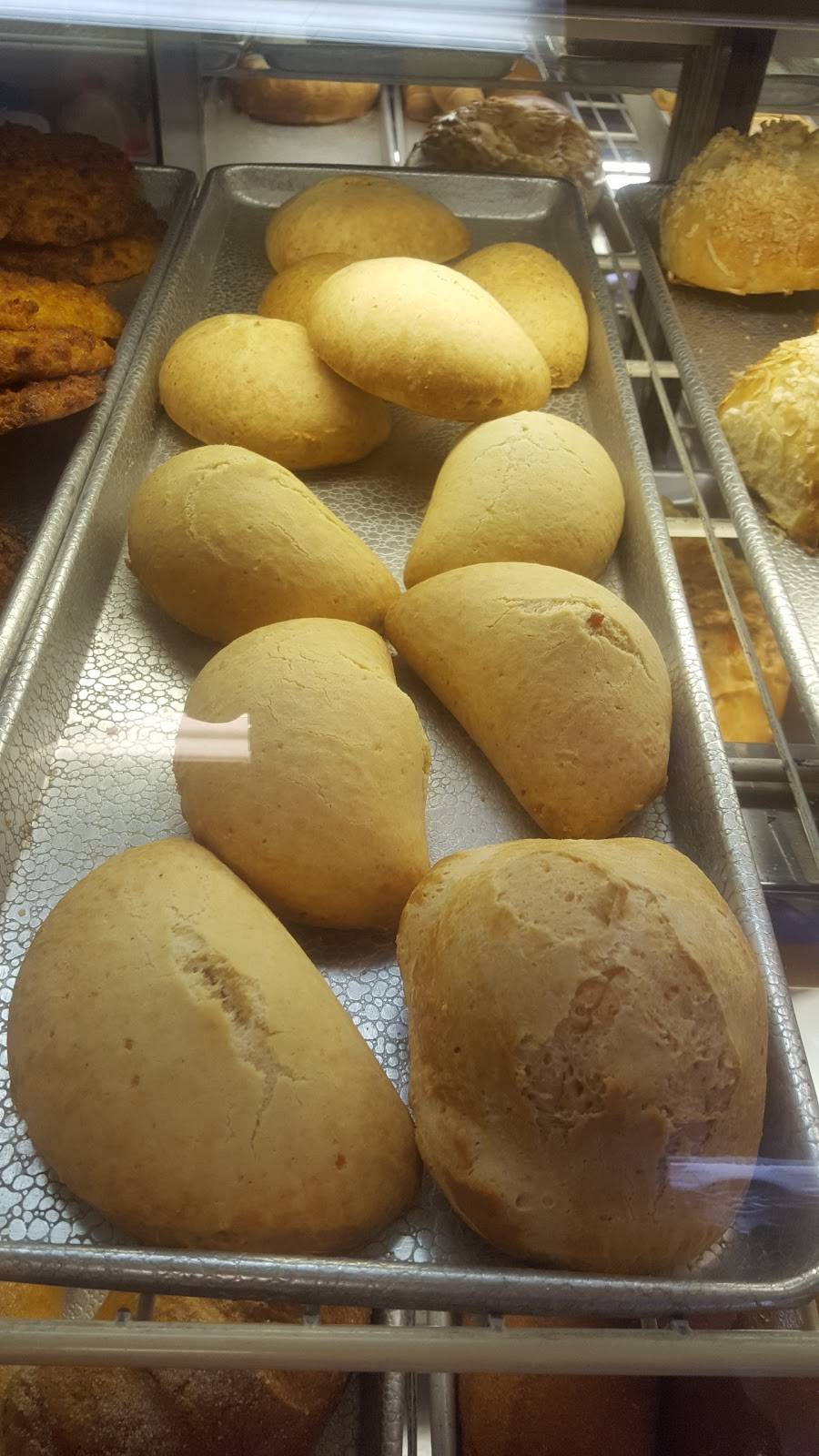 Las Tias | bakery | 74-01 Metropolitan Ave, Middle Village, NY 11379, USA | 7184163888 OR +1 718-416-3888