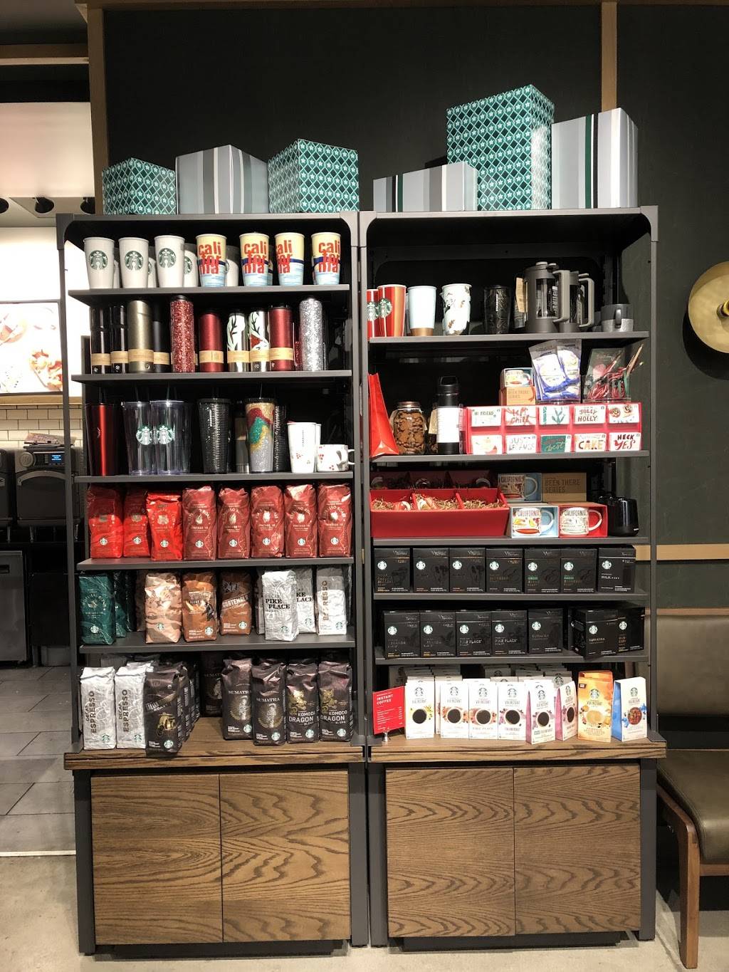 Starbucks | cafe | 82041 Ave 42, Indio, CA 92203, USA | 7603420735 OR +1 760-342-0735