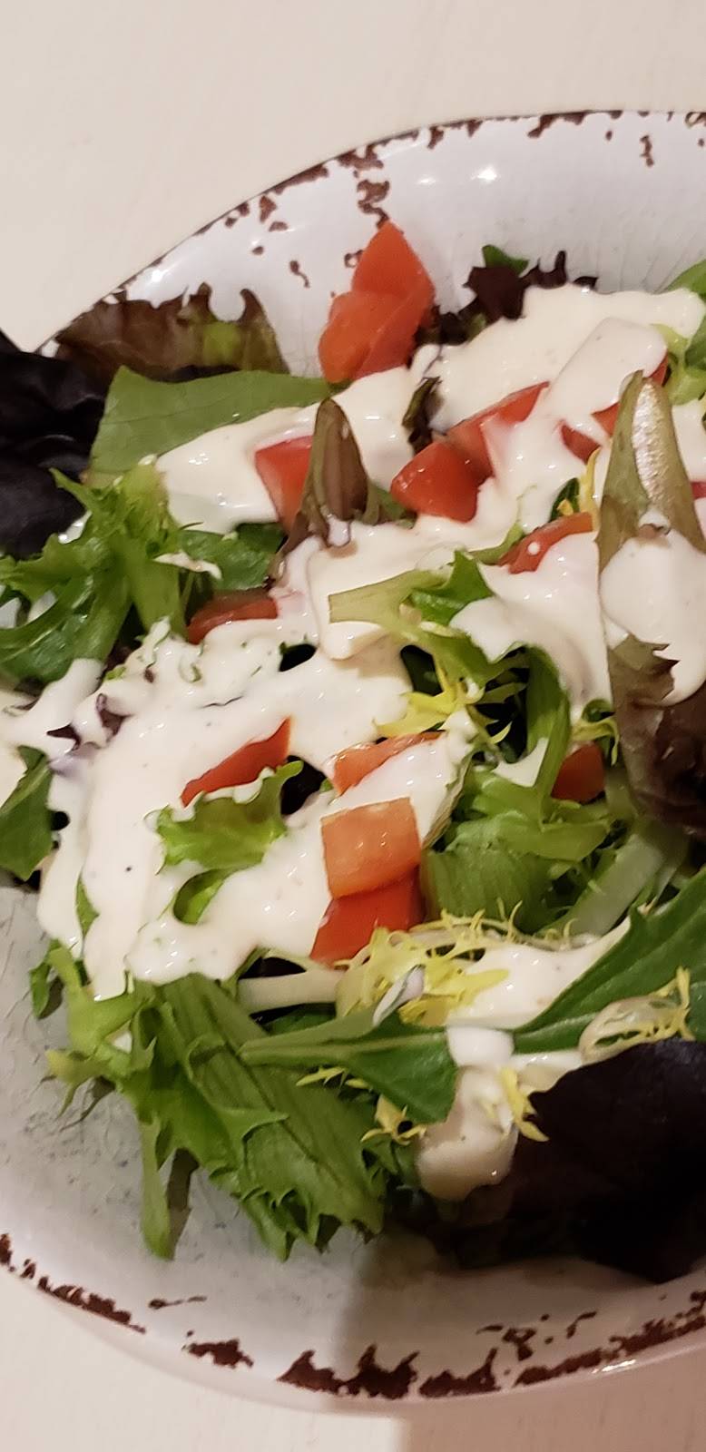 Cocos Cafe and Wine Bar | restaurant | 606 13th St, Lawrenceville, IL 62439, USA | 6187072400 OR +1 618-707-2400