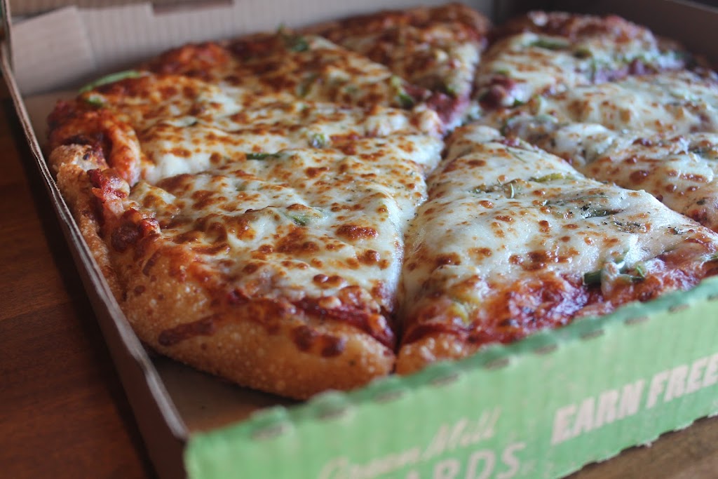 Green Mill On The Go | meal takeaway | 1734 Adolphus St, Maplewood, MN 55117, USA | 6516332100 OR +1 651-633-2100