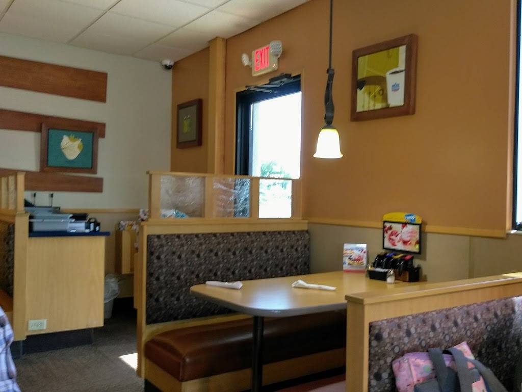 IHOP | bakery | 16025 US-441, Eustis, FL 32726, USA | 3525896070 OR +1 352-589-6070