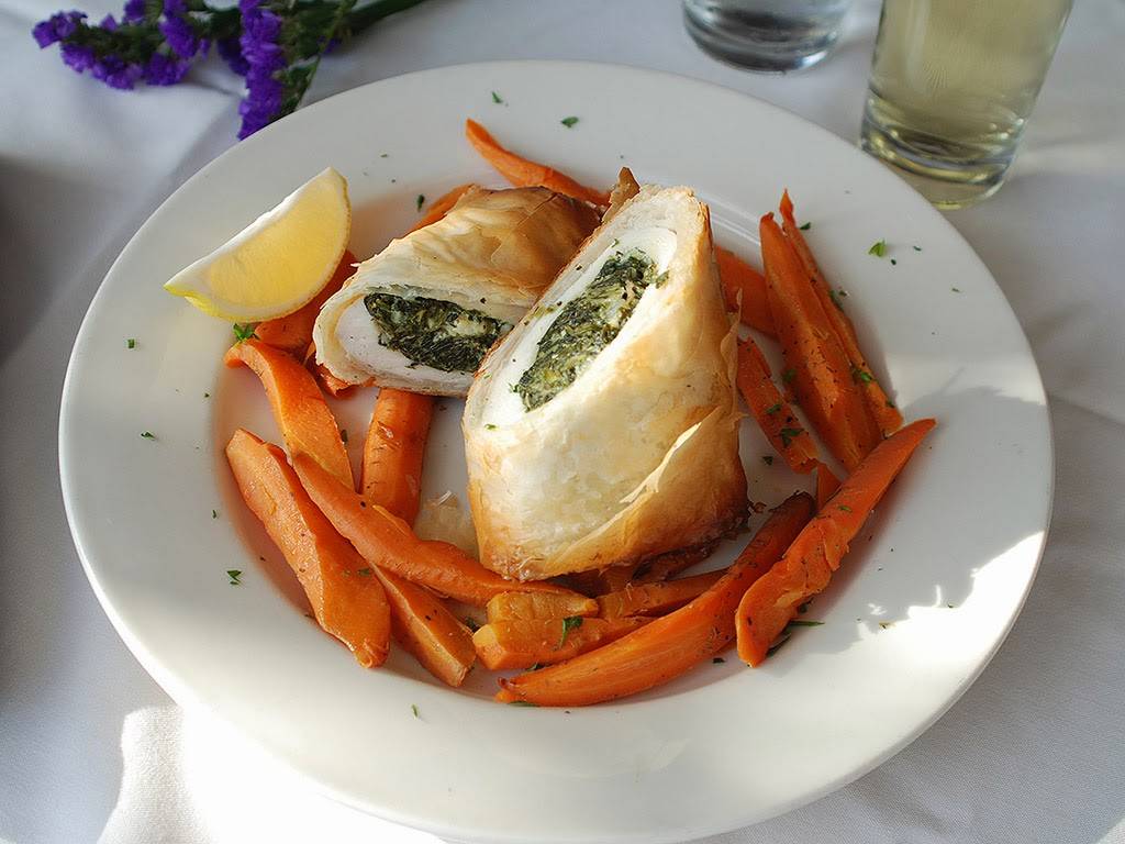 Christos Greek Restaurant Minnetonka | restaurant | 15600 MN-7, Minnetonka, MN 55345, USA | 9529121000 OR +1 952-912-1000