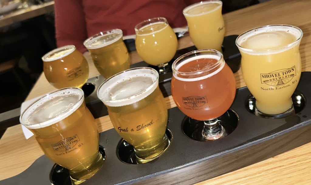 Station One by Shovel Town Brewery | restaurant | 44 School St, Foxborough, MA 02035, USA | 7742155144 OR +1 774-215-5144