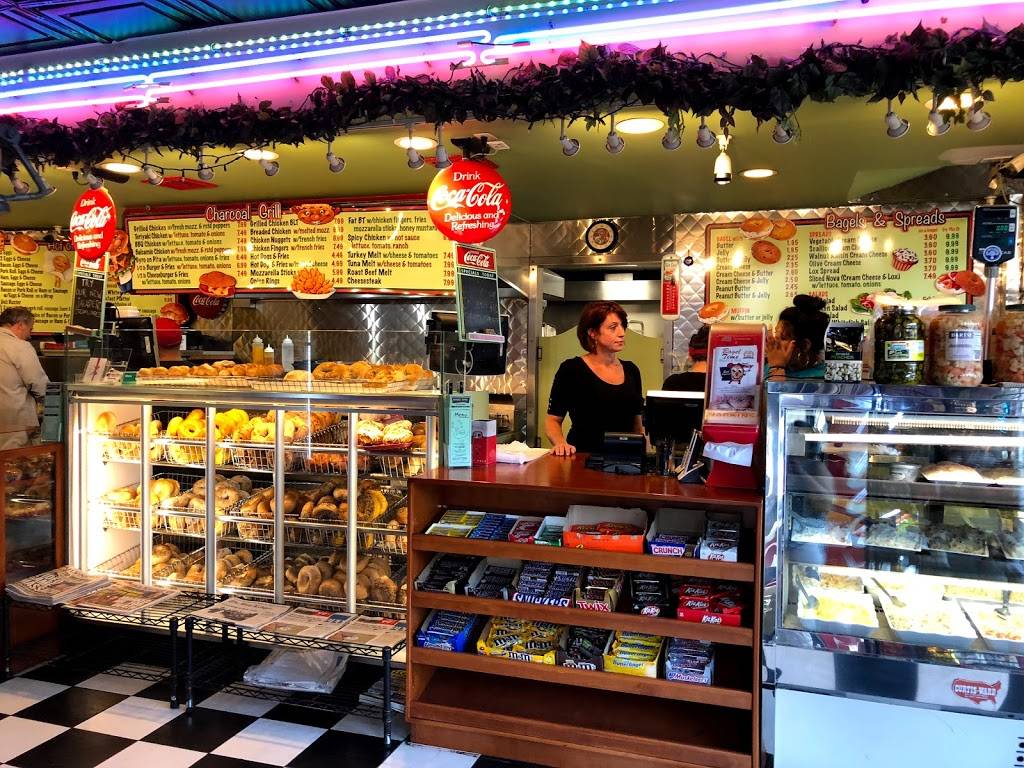 Bagel Time & Deli | bakery | 341 Main St, Matawan, NJ 07747, USA | 7322909488 OR +1 732-290-9488