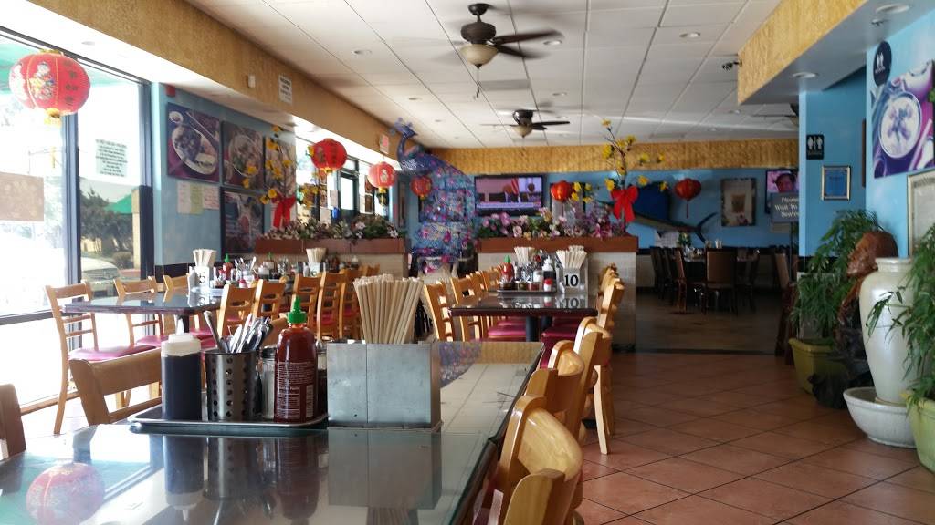 Lucky Pho Restaurant | restaurant | 8034 N El Dorado St, Stockton, CA 95210, USA | 2094729301 OR +1 209-472-9301