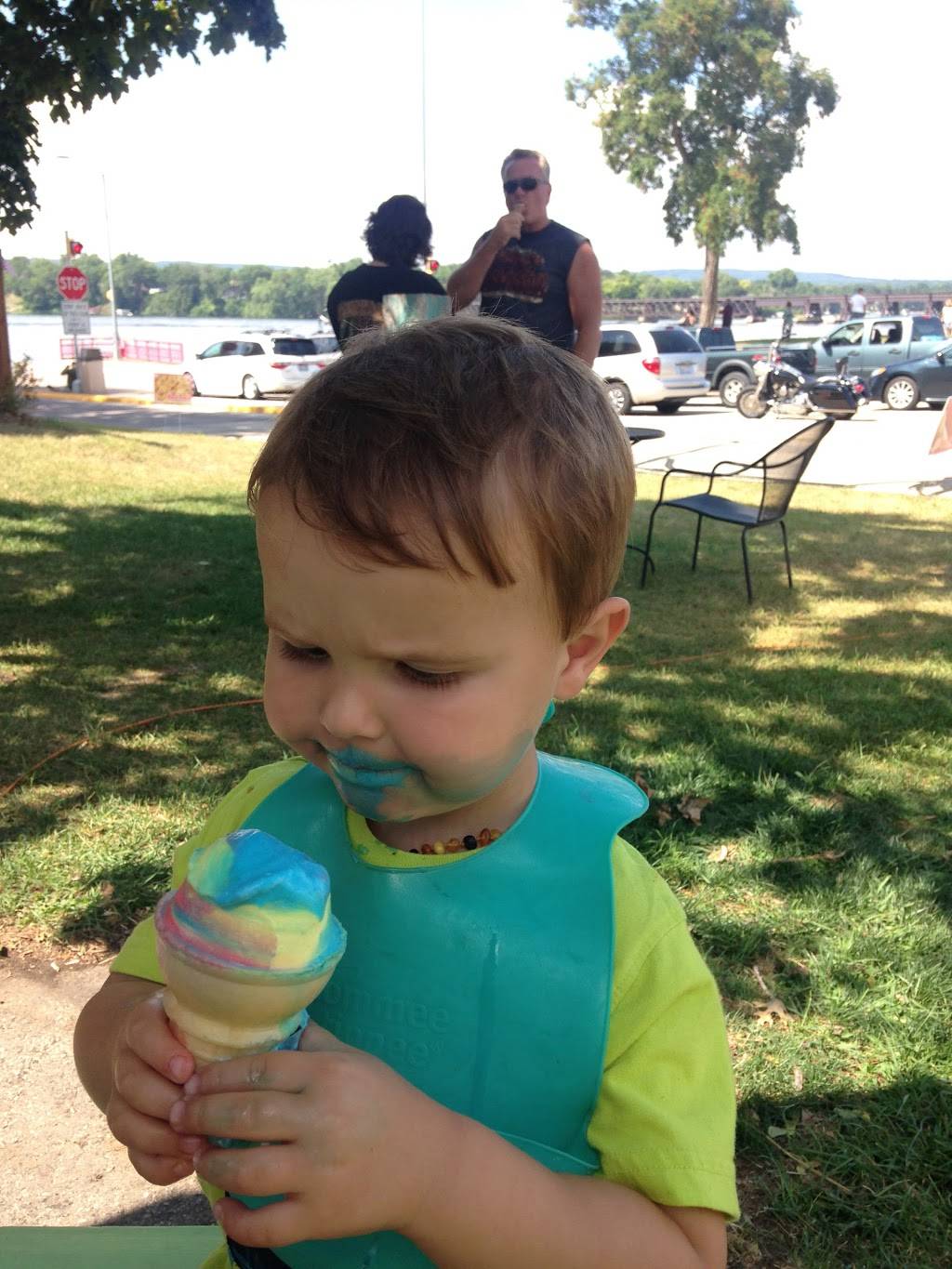 The Merrimac Scoop | restaurant | N2499 WI-188, Lodi, WI 53555, USA | 6086226799 OR +1 608-622-6799