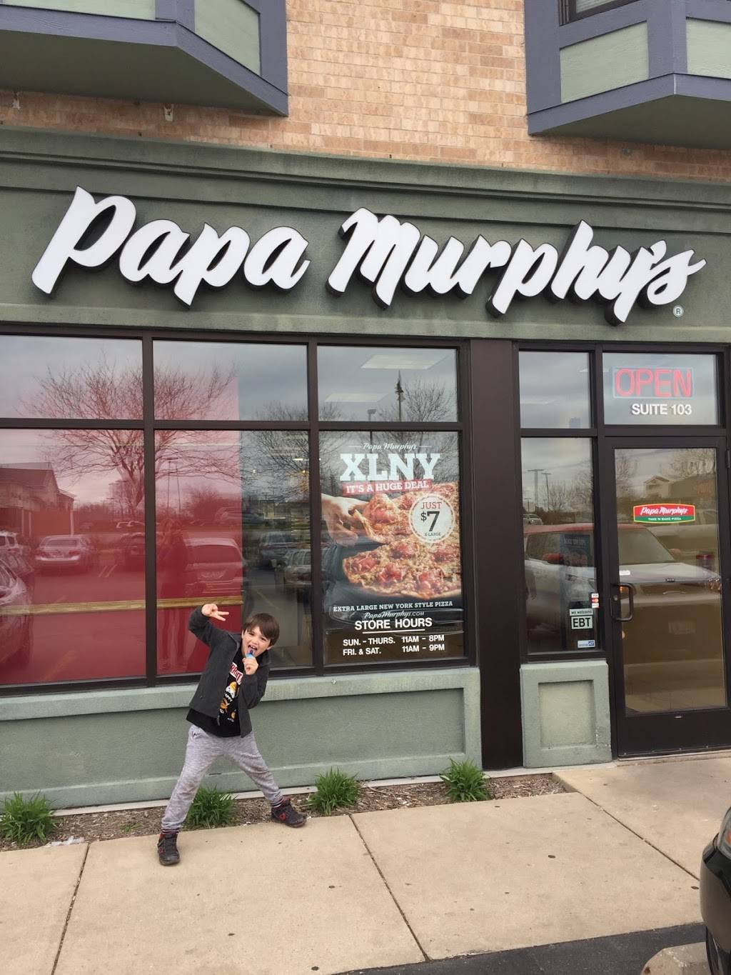Papa Murphys Take N Bake Pizza | meal takeaway | 115 E Broadway, Monona, WI 53716, USA | 6086639655 OR +1 608-663-9655