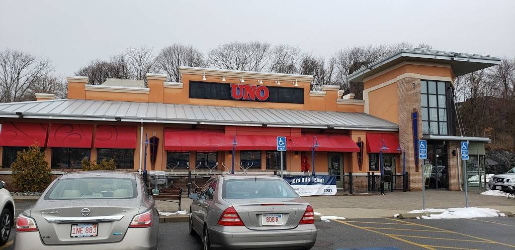 Uno Pizzeria & Grill | meal takeaway | 970 Paradise Rd, Swampscott, MA 01907, USA | 7815958667 OR +1 781-595-8667