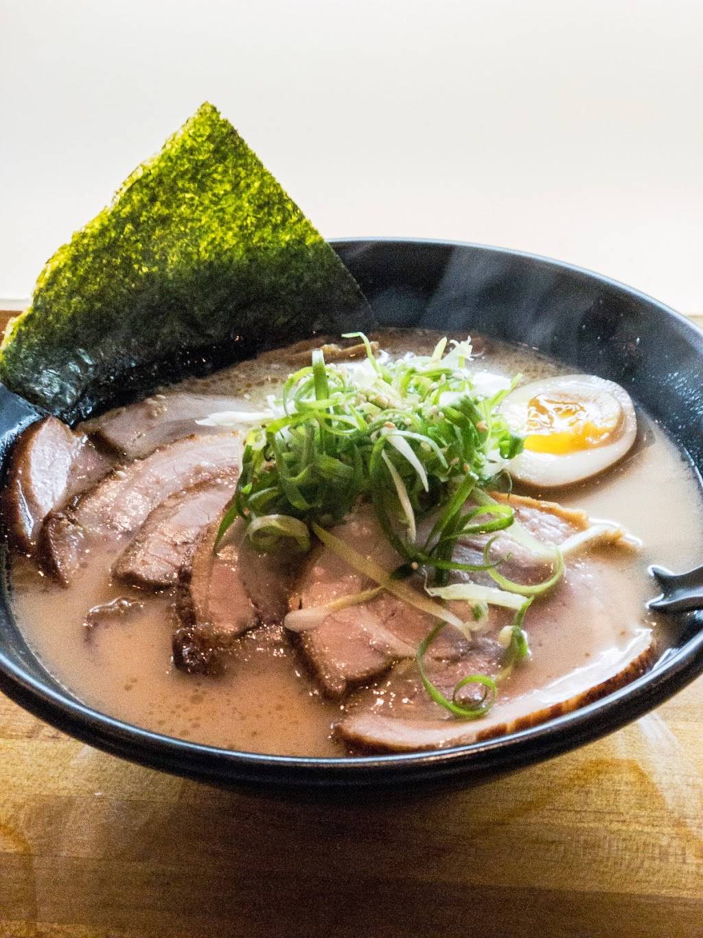 Boru Ramen | restaurant | 2915 Columbia Pike, Arlington, VA 22204, USA | 7035212811 OR +1 703-521-2811