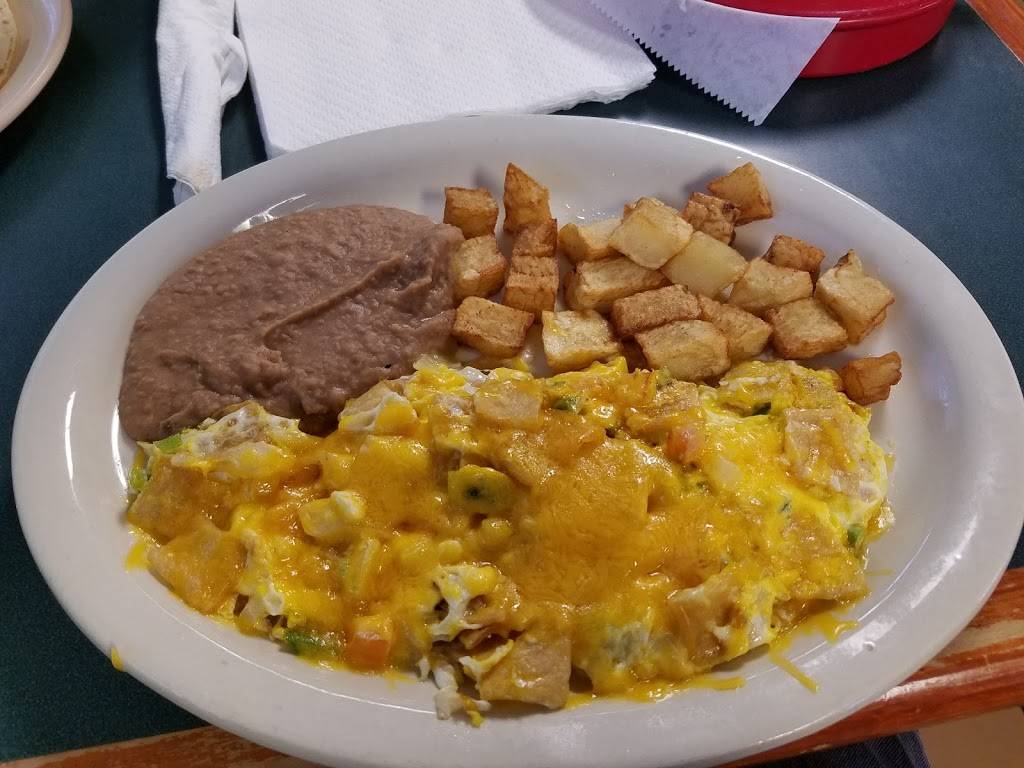 Herradero Mexican Restaurant | restaurant | 5811 S Flores St, San Antonio, TX 78214, USA | 2109282267 OR +1 210-928-2267