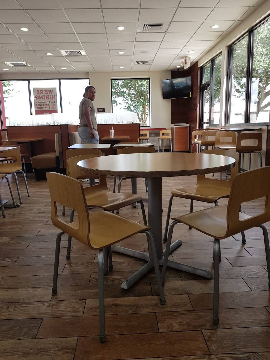 Wendys | restaurant | 4001 I-35, San Marcos, TX 78666, USA | 5125963318 OR +1 512-596-3318