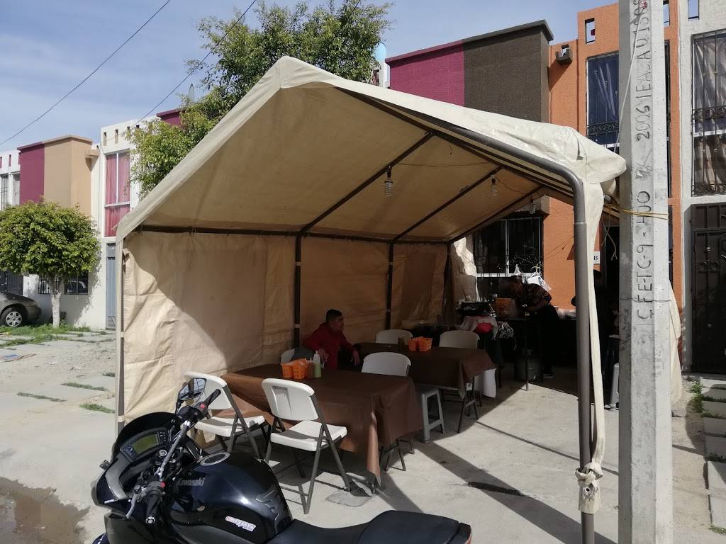 Antojitos Mexicanos EL VERGEL | restaurant | Priv. Acebos 30-B Fracc, Paseos del Vergel, El Refugio, 22253 Tijuana, B.C., Mexico | 016642361231 OR +52 664 236 1231