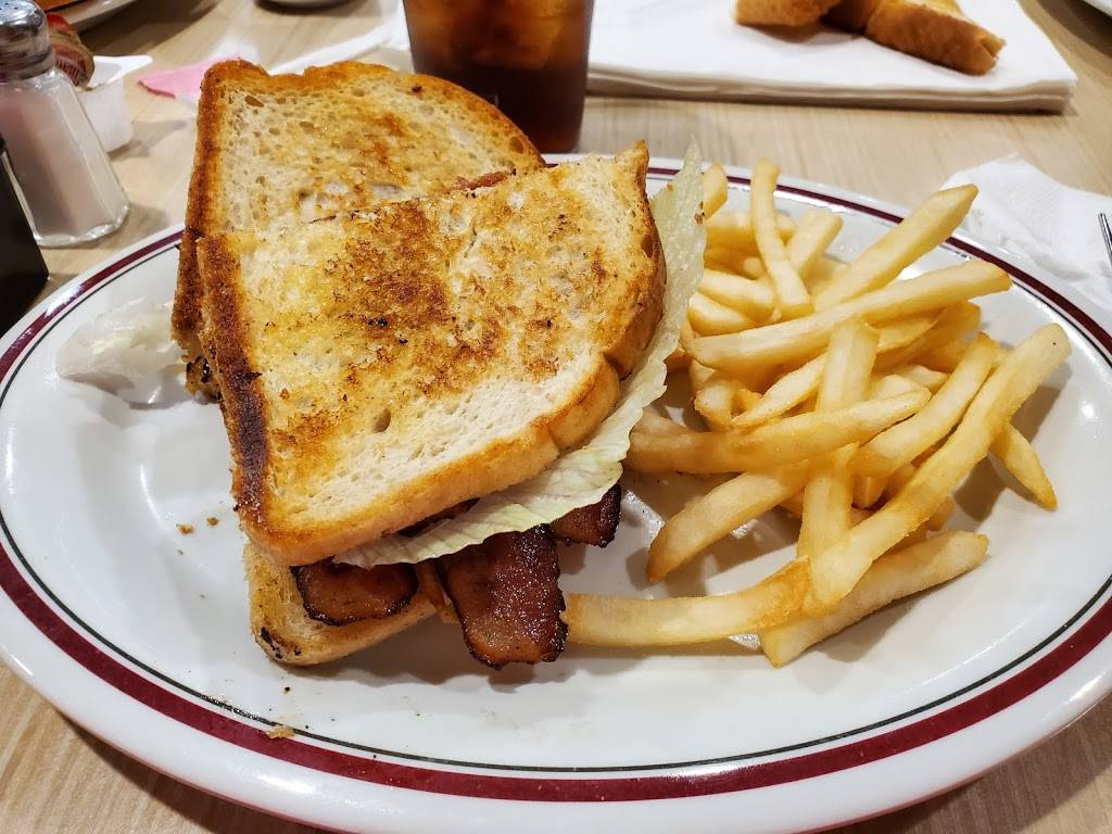 Huddle House | meal takeaway | 103 E Bayou Rd, Thibodaux, LA 70301, USA | 9854475567 OR +1 985-447-5567